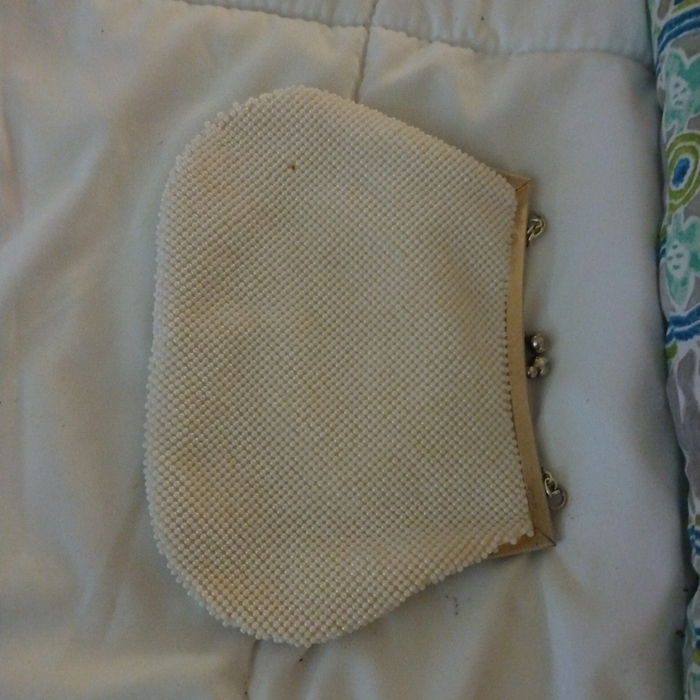 Beautiful vintage pearl clutch